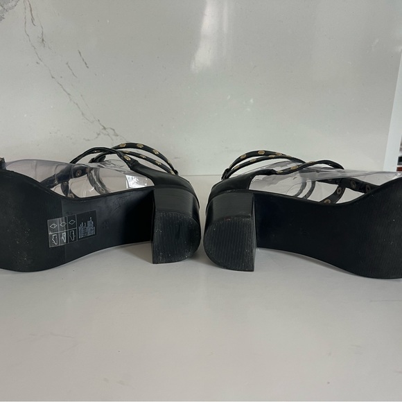 Gladiator style sandals - Picture 3 of 6